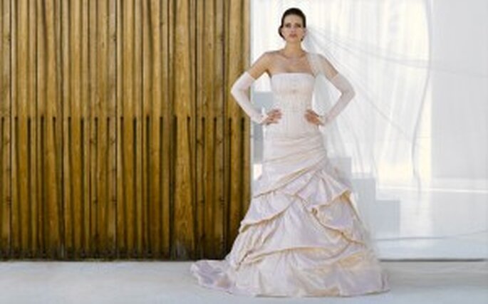 Brautkleider Kollektion 2010 von Weise