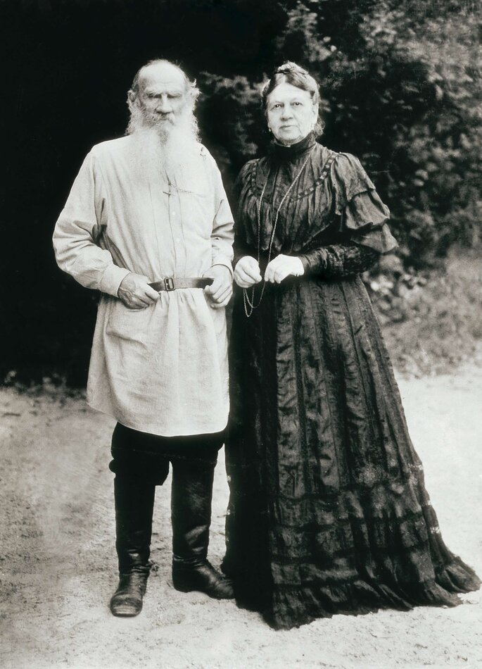 Credit: Everett - Art  shutterstock TOLSTOY, Lev Nikolayevich, Leo (1828-1910), Portrait of Leo Tolstoy and his wife Sophia, TULA