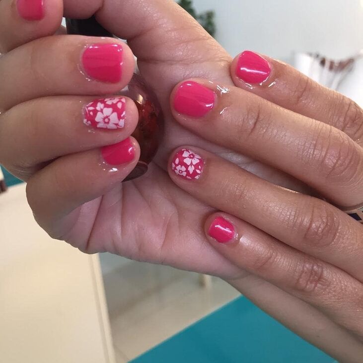 Evelyn Cortes manicure y pedicure