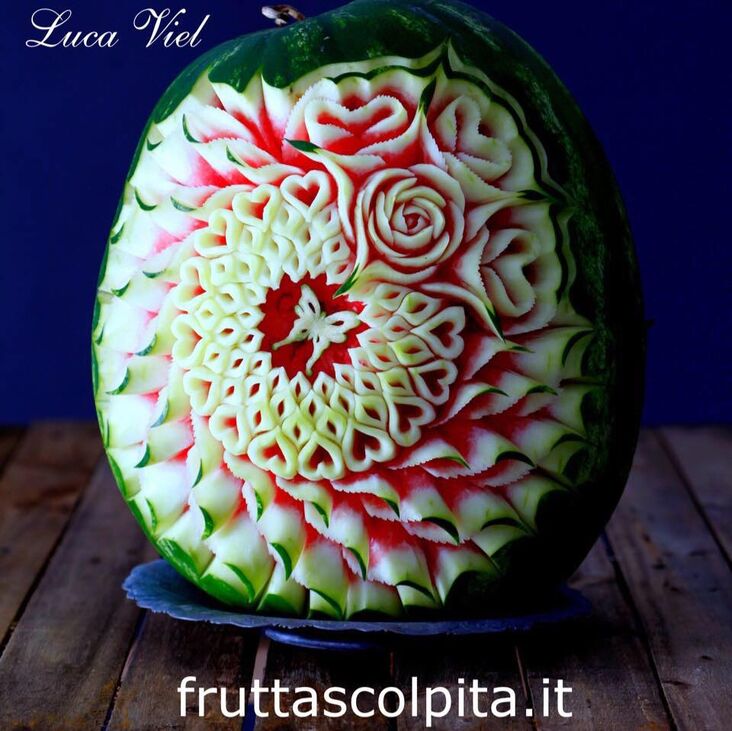 Luca Viel Frutta Scolpita