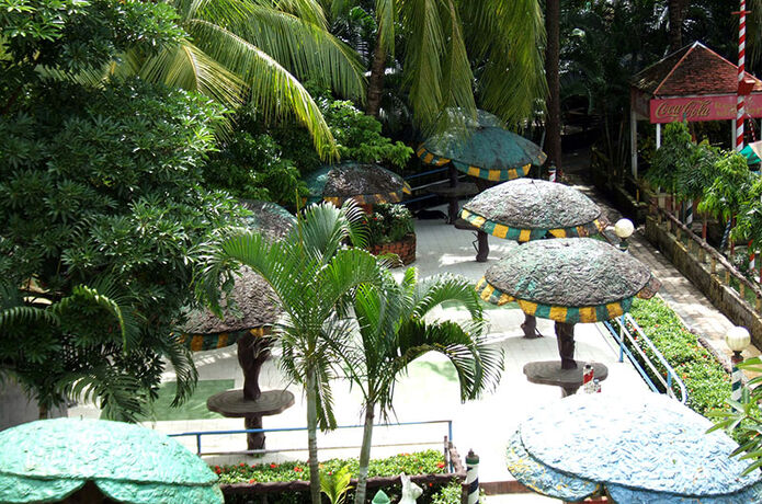 Palm Village Resort