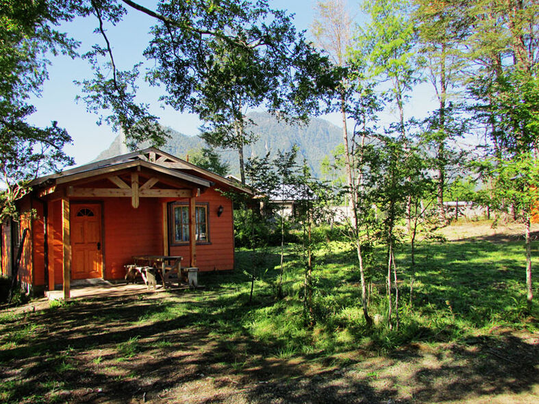 Cabañas entre montañas. Coñaripe