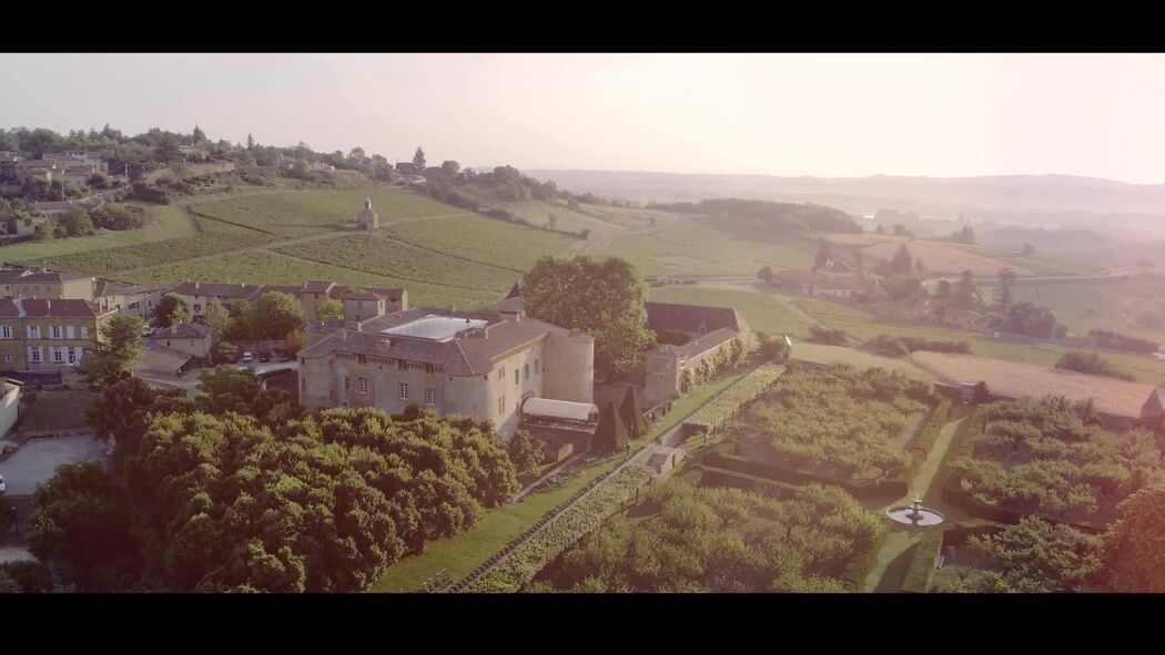 Château de Bagnols*****