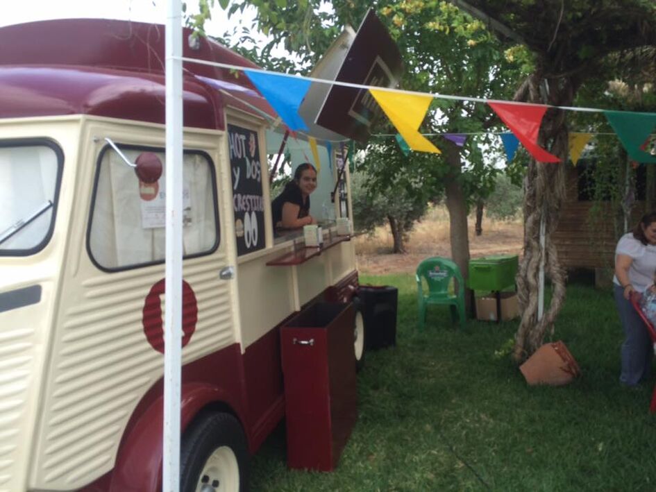 Las Conquistadoras Food Trucks