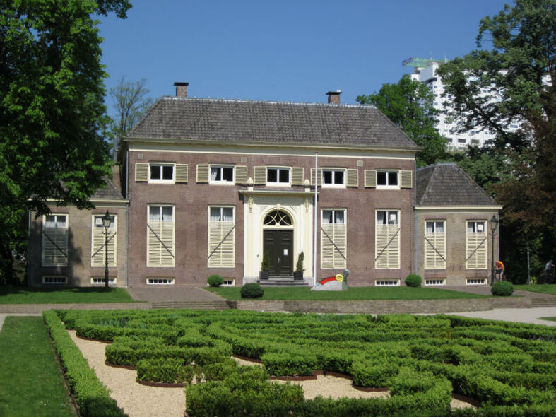 Dudok in het Park (het Heerenhuys)