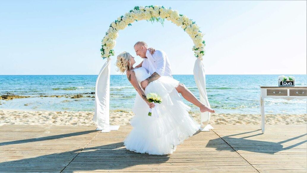 Ślub na Cyprze by AMB Media