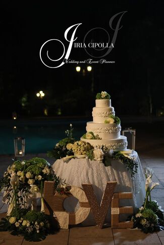 Iria Cipolla Wedding and Event Planner