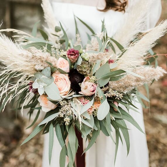 DIY : comment réaliser une arche fleurie pour mon mariage ? - Atelier Rose  Pivoine