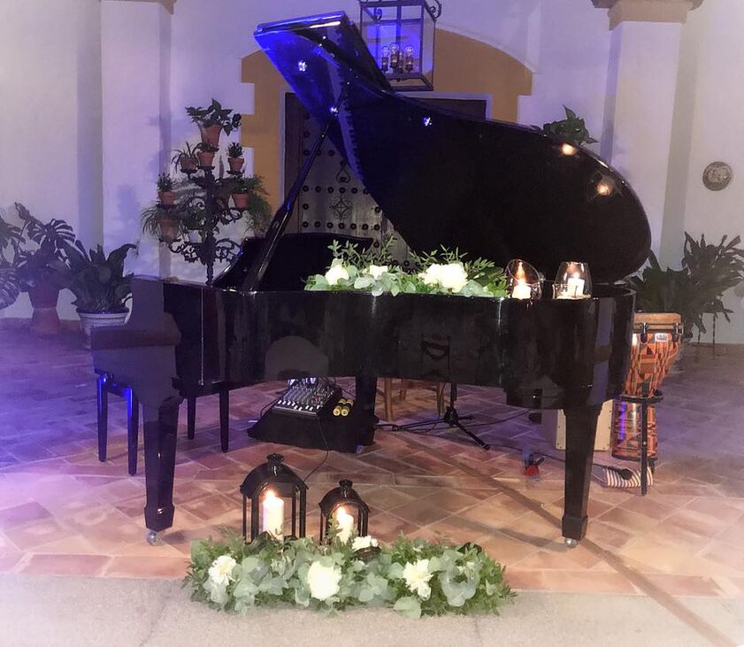 Manuel Butrón - Piano Wedding