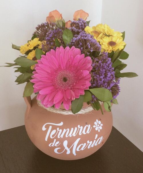 Ternura de María- Arte Floral