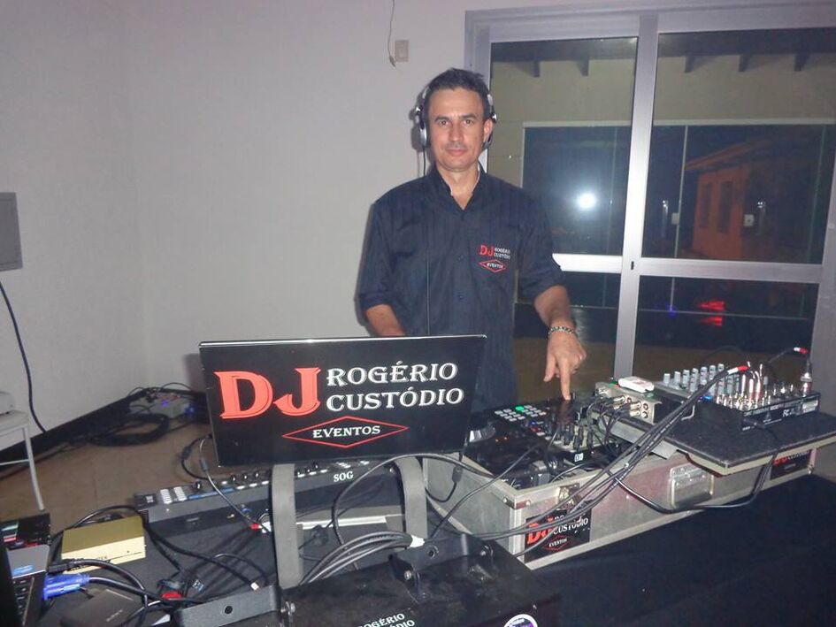 DJ Rogério Custódio