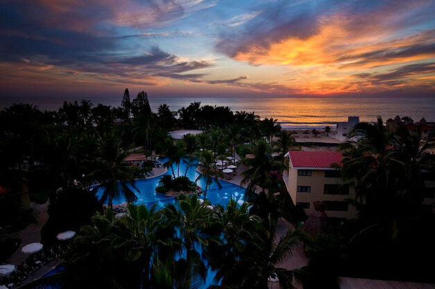 Ocean Breeze Hotels - Mazatlan