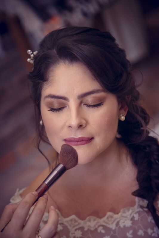 Manuela Vargas Make-Up Artist