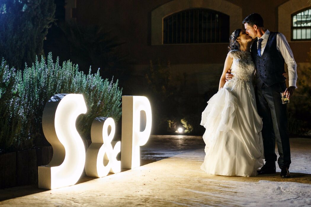 Letras con luces de alquiler para bodas y eventos. ilallum