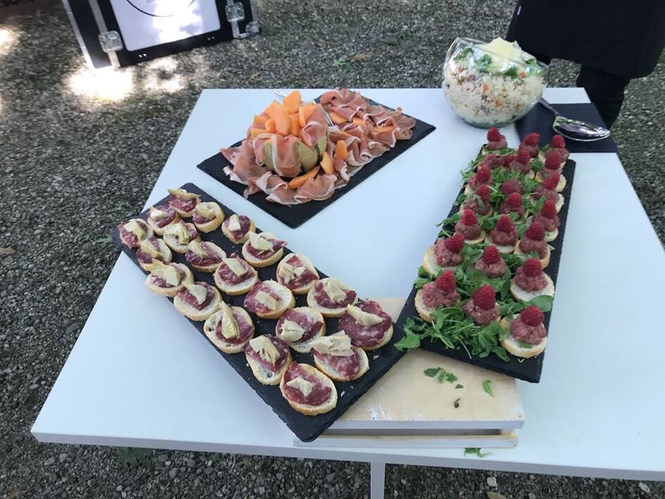 For You Cocktail & Wine Catering