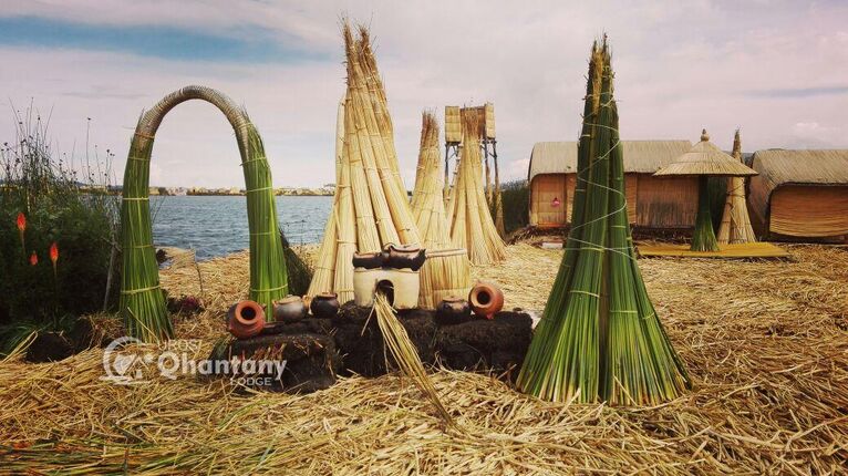 Uros Qhantany Lodge