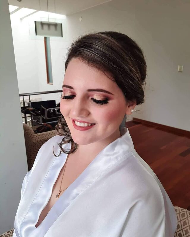 Kelly Flores Maquillaje Profesional