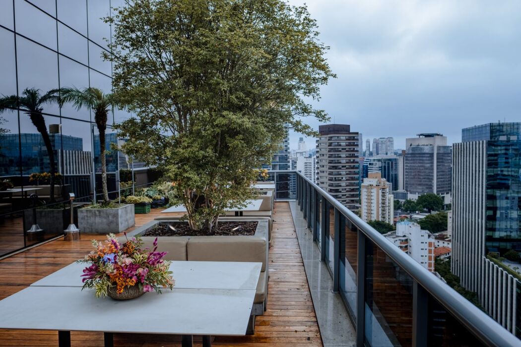 FUI CONHECER A SUTTON, rooftop na Faria Lima - São Paulo. #fyp #viral