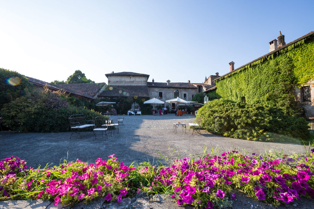 Castello Borromeo di Corneliano Bertario