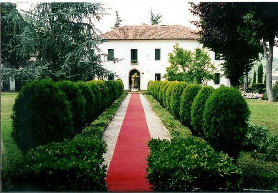 Villa Pollini Vinus