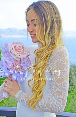 The Blonde Peony - Bouquet Designer