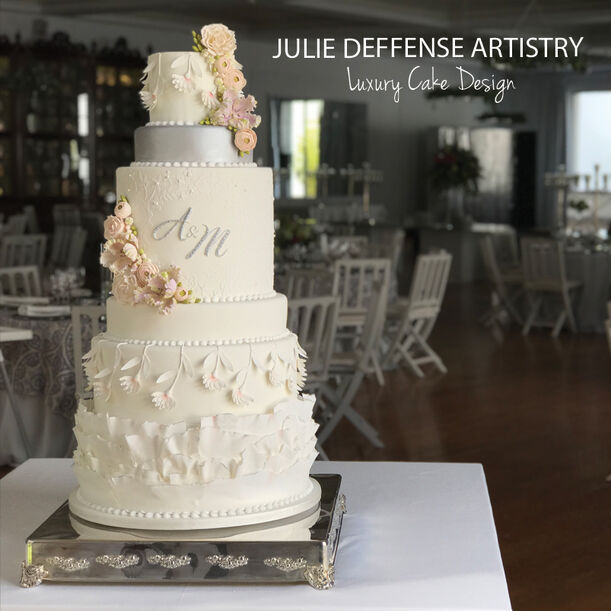Julie Deffense Artistry - Luxury Wedding Cakes