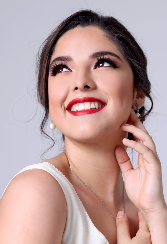 Mariana Álvarez Beauty Artist