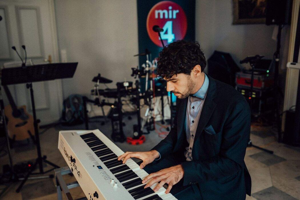 Pianist Marco