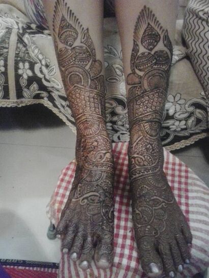 Purvi Mehandi Artist