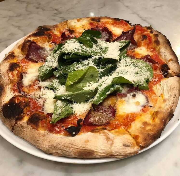 Julia Antipasteria, Pizzeria, Enoteca