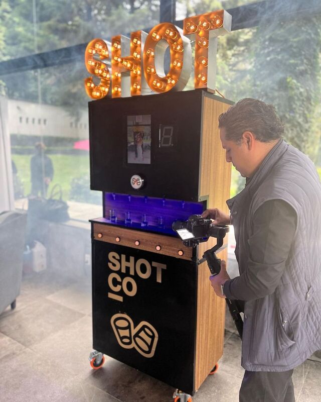 The Shotco: Shot Machines!