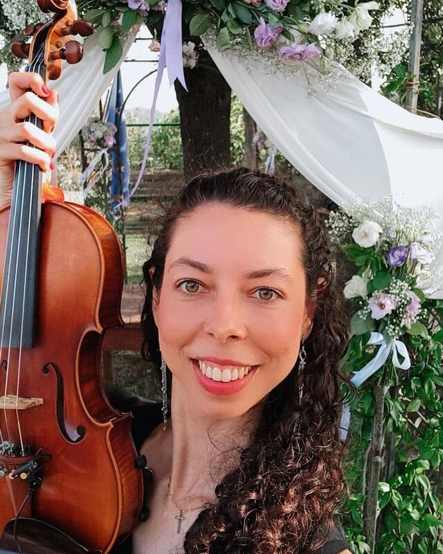 Mary Rodrigues Violinista