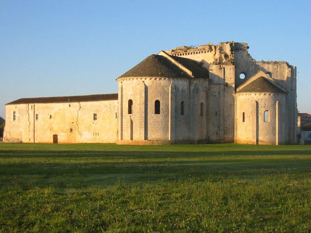 Abbaye de Trizay