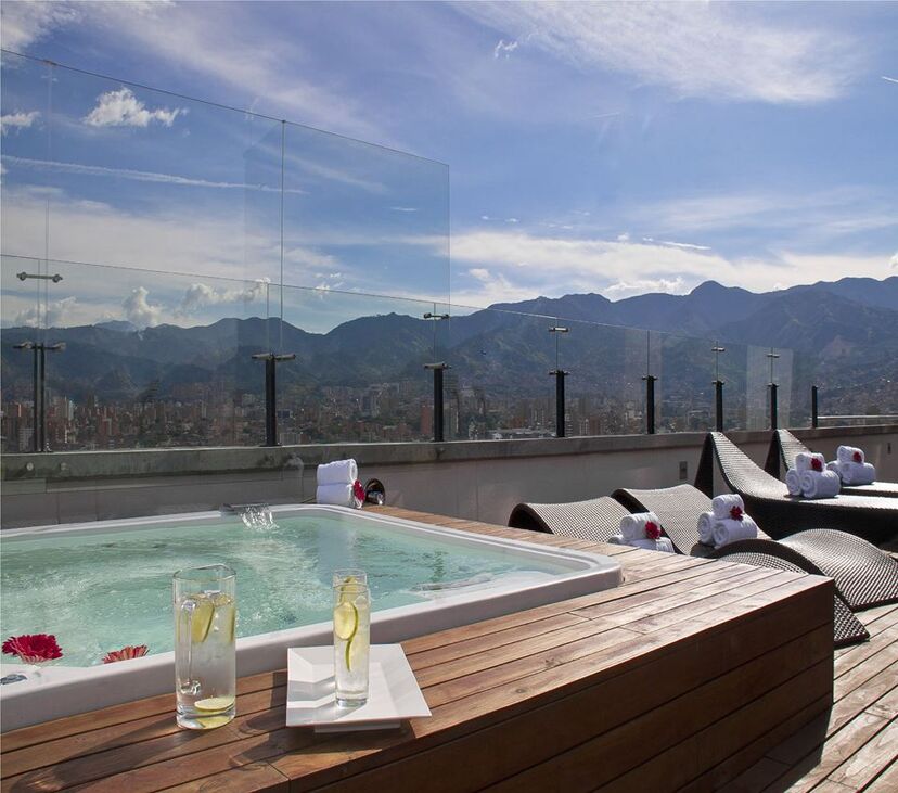 TRYP Medellín Hotel