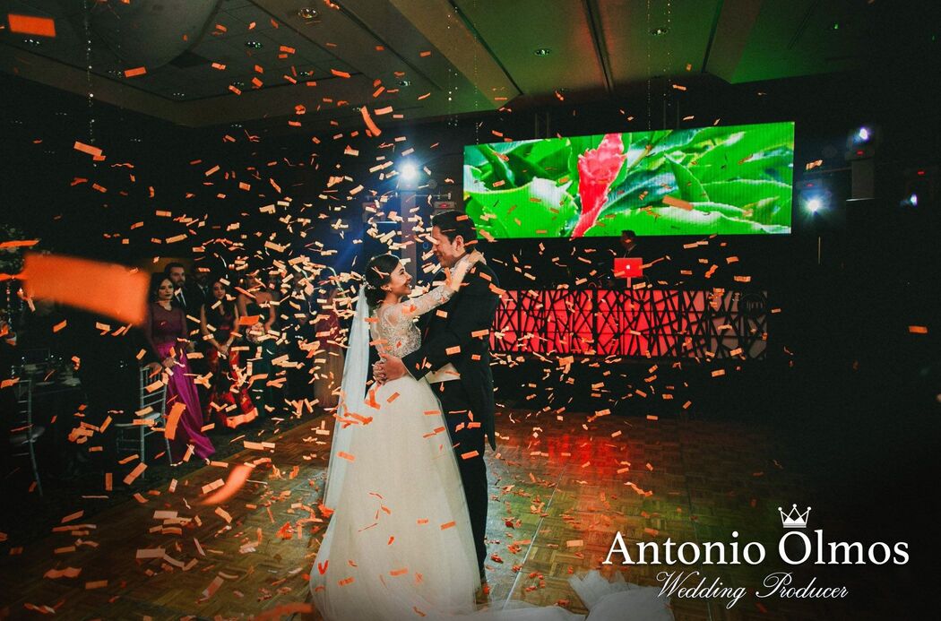 Antonio Olmos Wedding Producer