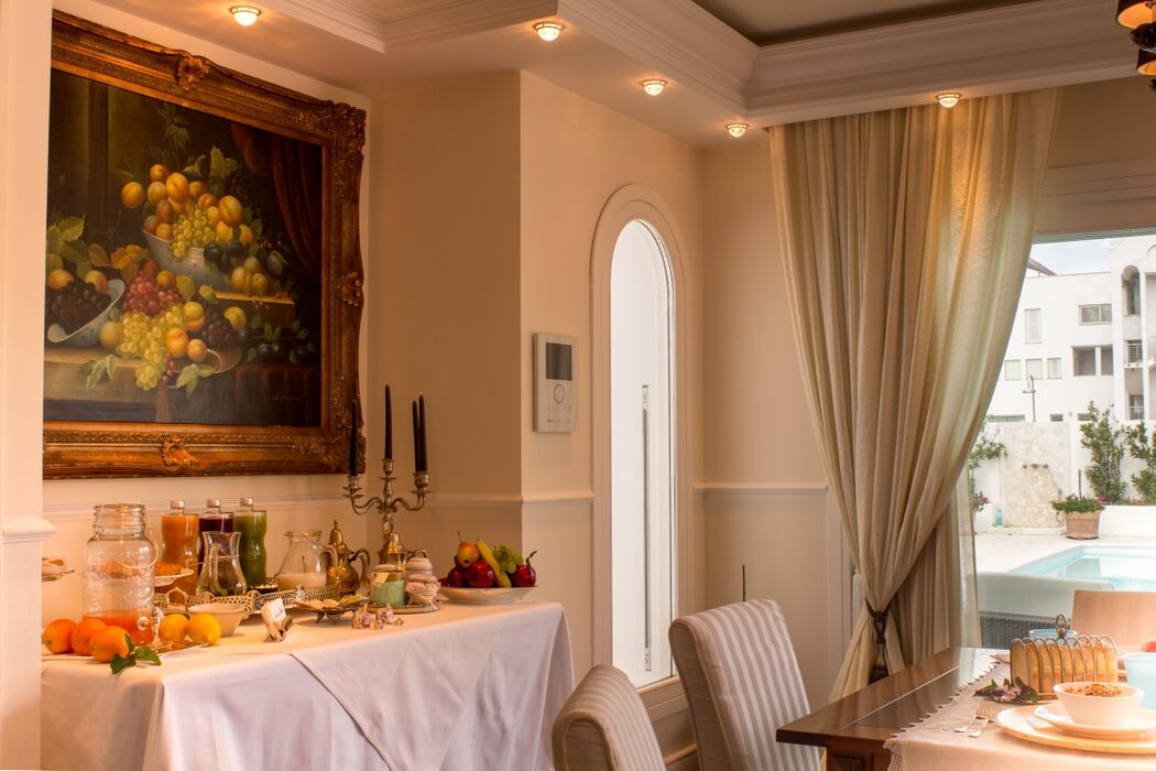 White House Luxury Hospitality