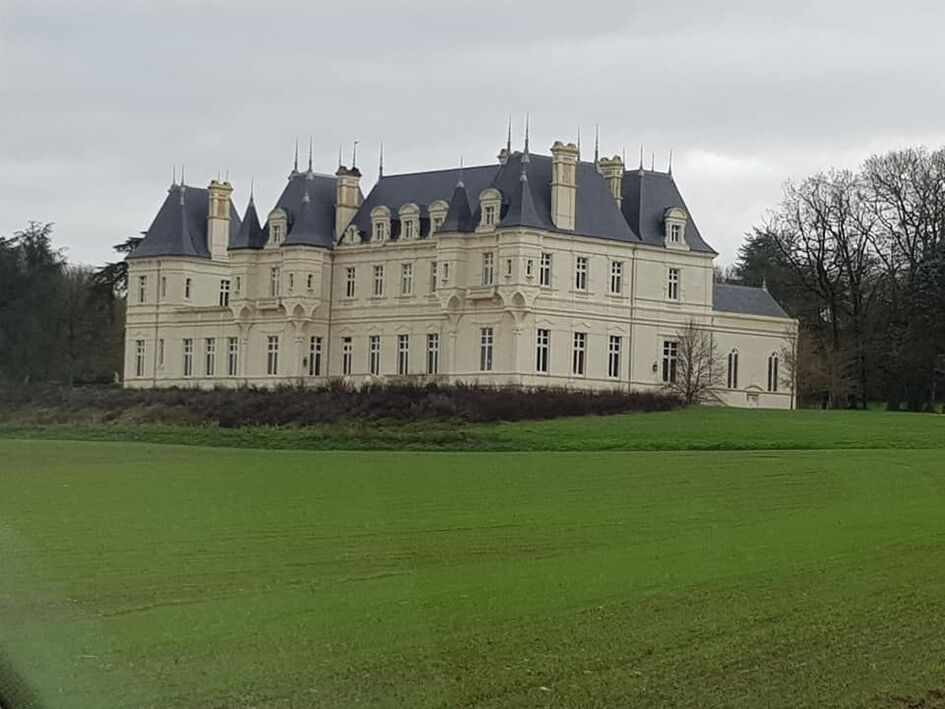 Château de l'Eperonniere
