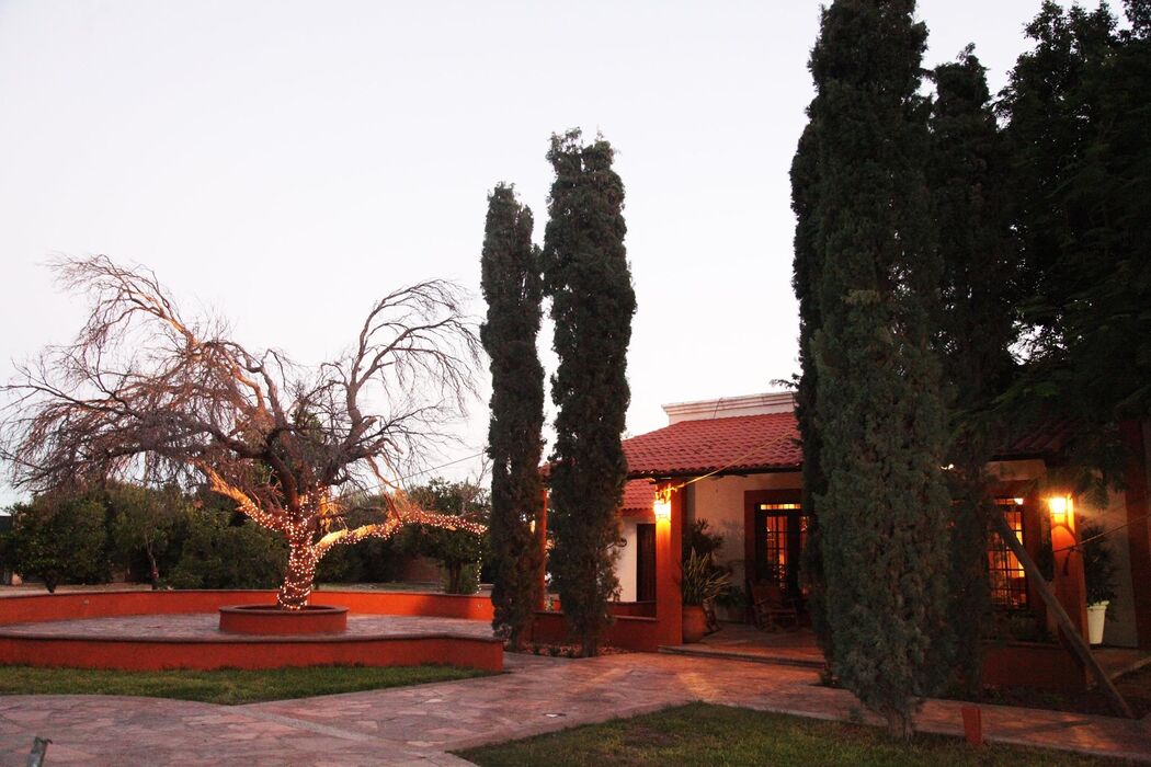 Hacienda Los Sacramentos