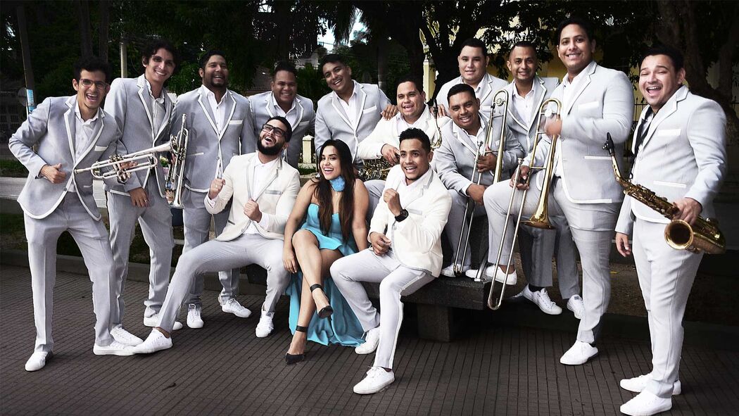 La Bandola Latin Music