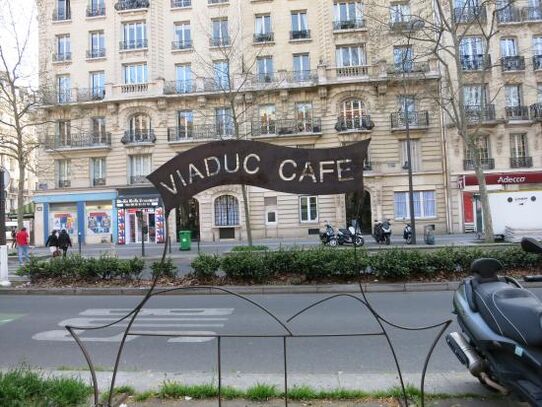Le Viaduc Café