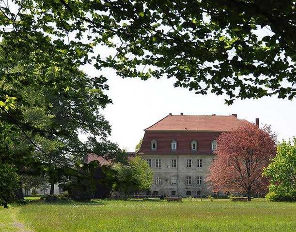 Ahlsdorf Schloss mit Remise