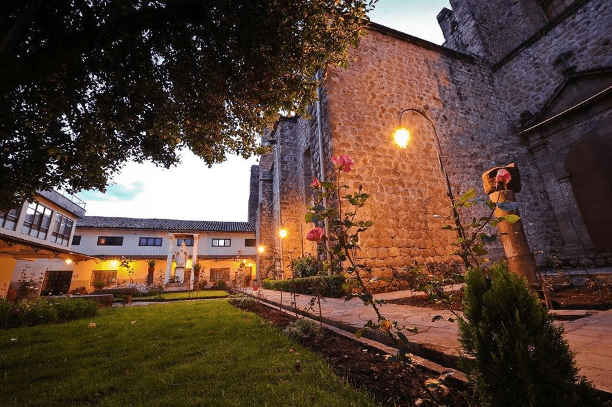 Hotel Monasterio San Pedro