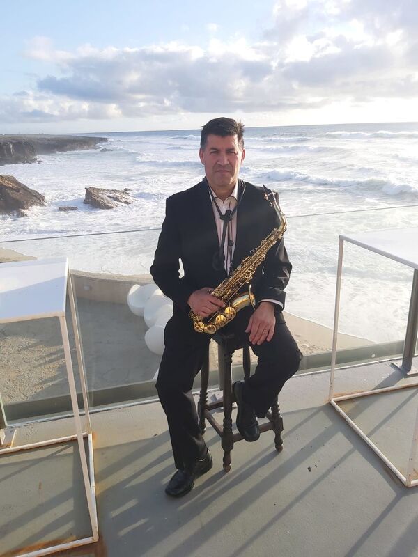 Lisbon Saxophone weddings