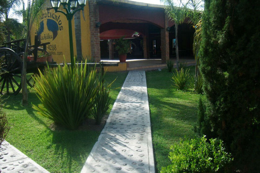 Jardín Los Robles