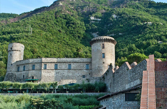 Castello Medioevale Sorrento Coast - Castellammare di Stabia