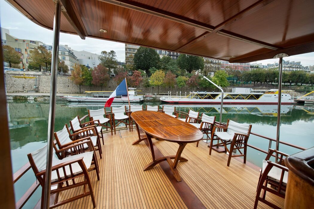 Yacht en Seine