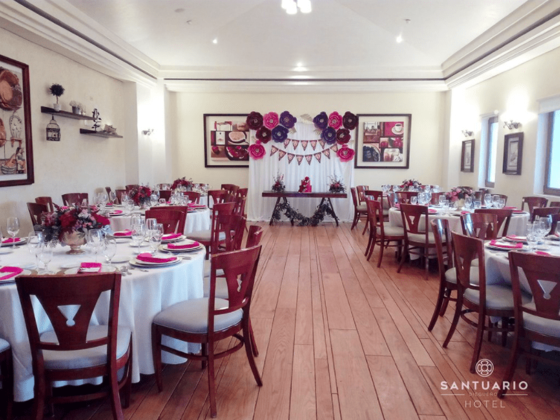 Peregrinos. Salón de eventos