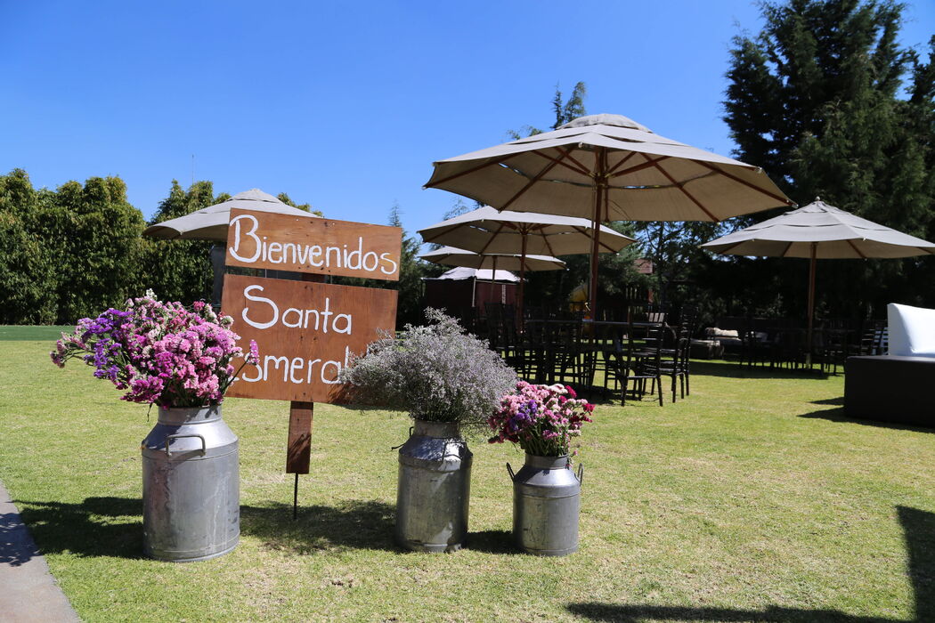 Jardín- Salón Santa Esmeralda