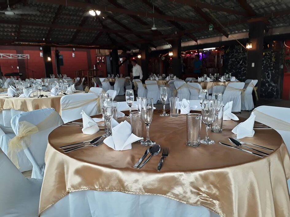 Salón de Eventos La Iguana