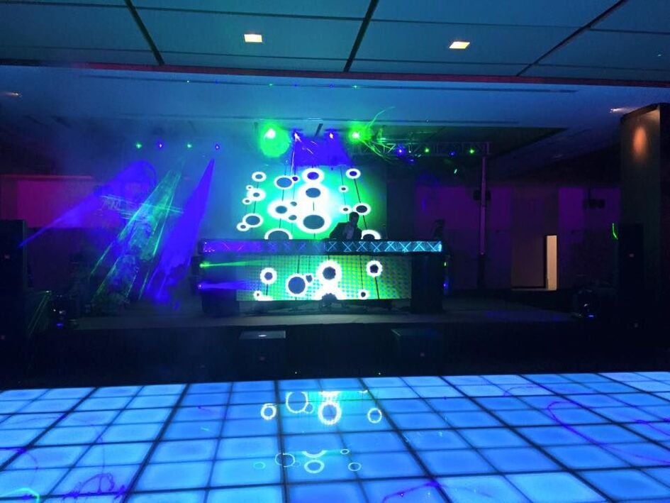 Producciones Monterrey - DJ